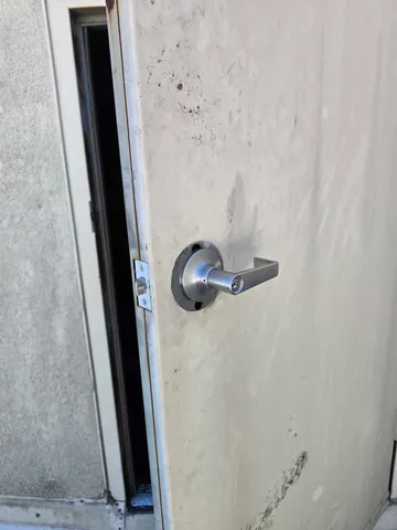 Commercial Grade Door Knob Replacement — completed