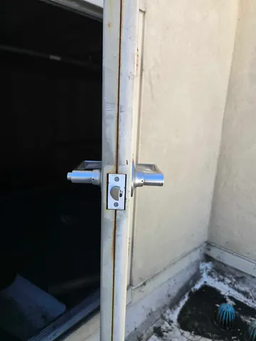 Commercial Grade Door Knob Replacement — completed