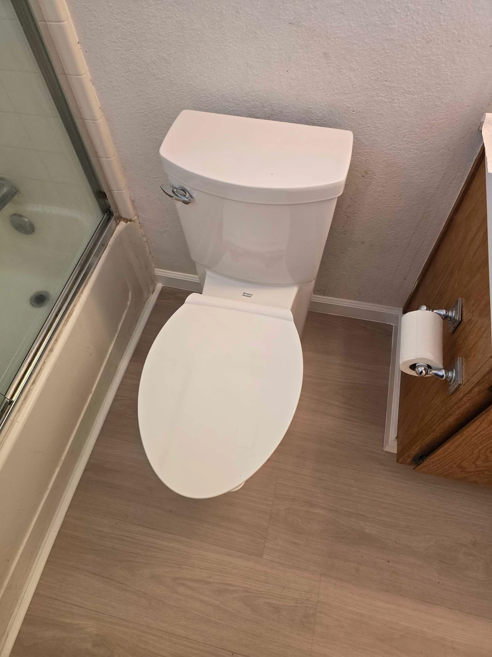 Finished bathroom floor around toilet